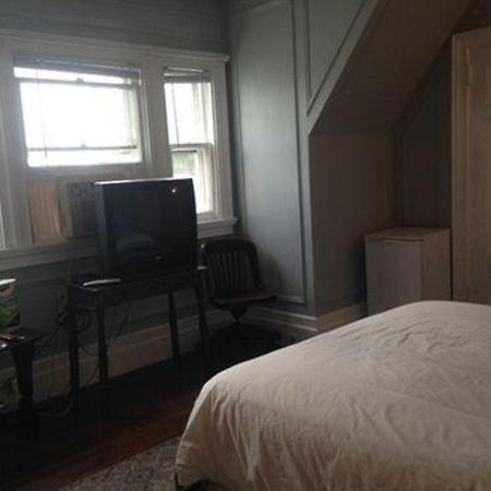 The George Montclair Hotel Luaran gambar
