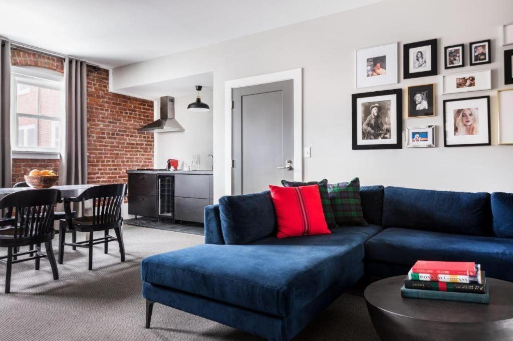 The George Montclair Hotel Luaran gambar