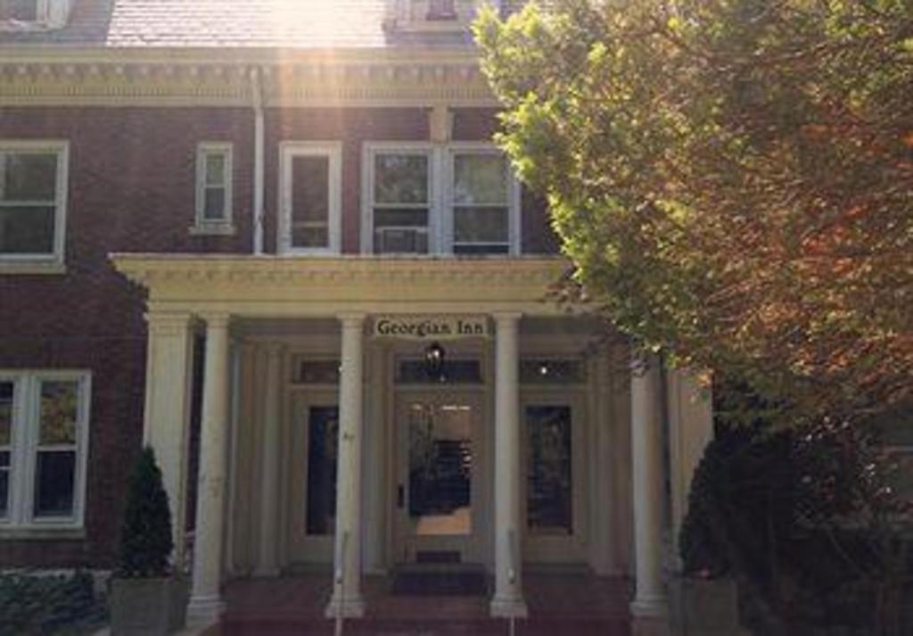 The George Montclair Hotel Luaran gambar