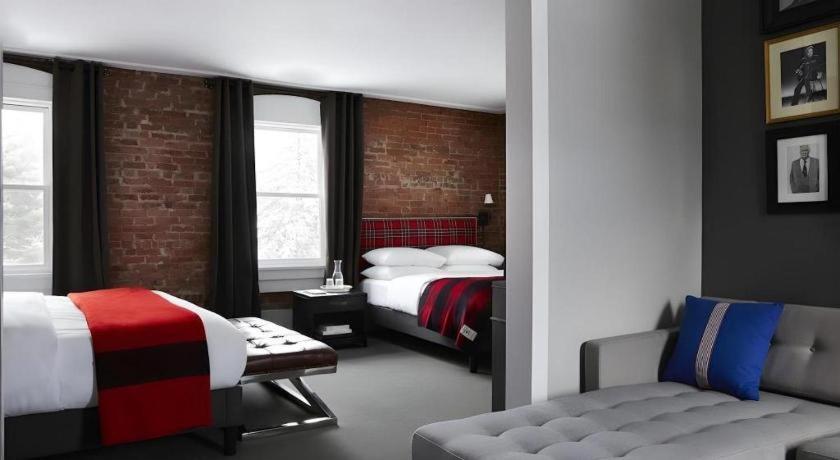 The George Montclair Hotel Luaran gambar