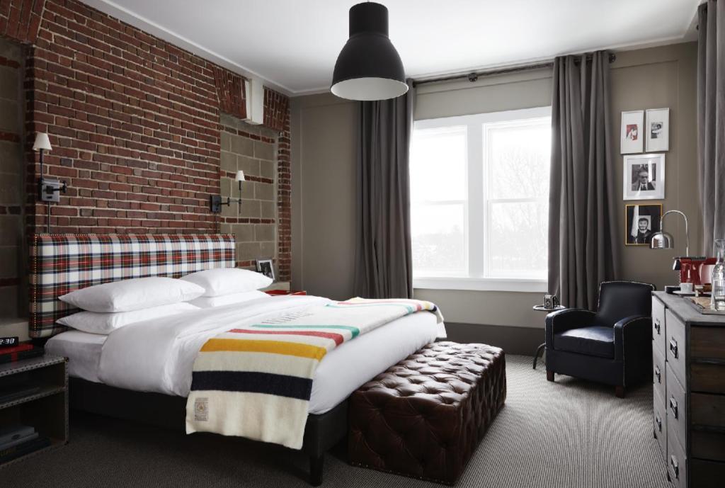 The George Montclair Hotel Luaran gambar