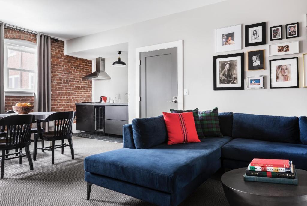 The George Montclair Hotel Luaran gambar