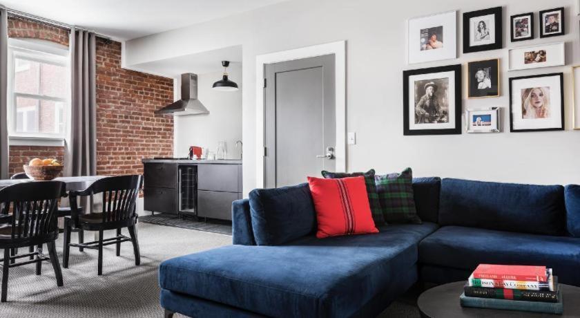 The George Montclair Hotel Luaran gambar
